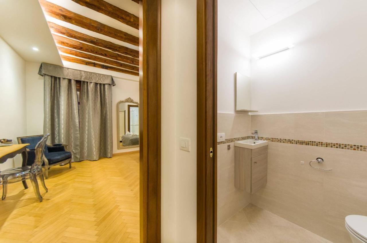 Residenza La Torretta Apartment เวนิส ภายนอก รูปภาพ